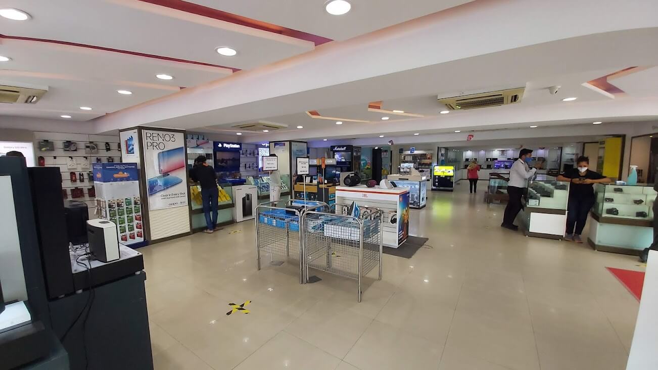 Lotus Electronics A.B. Road
